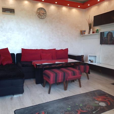 شقة Red House فيليكو ترنوفو المظهر الخارجي الصورة